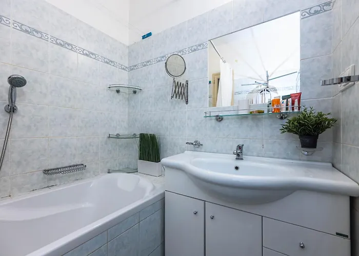 Appartamento Utulny S Balkonem U Karlova Mostu Goltsch Jenikau